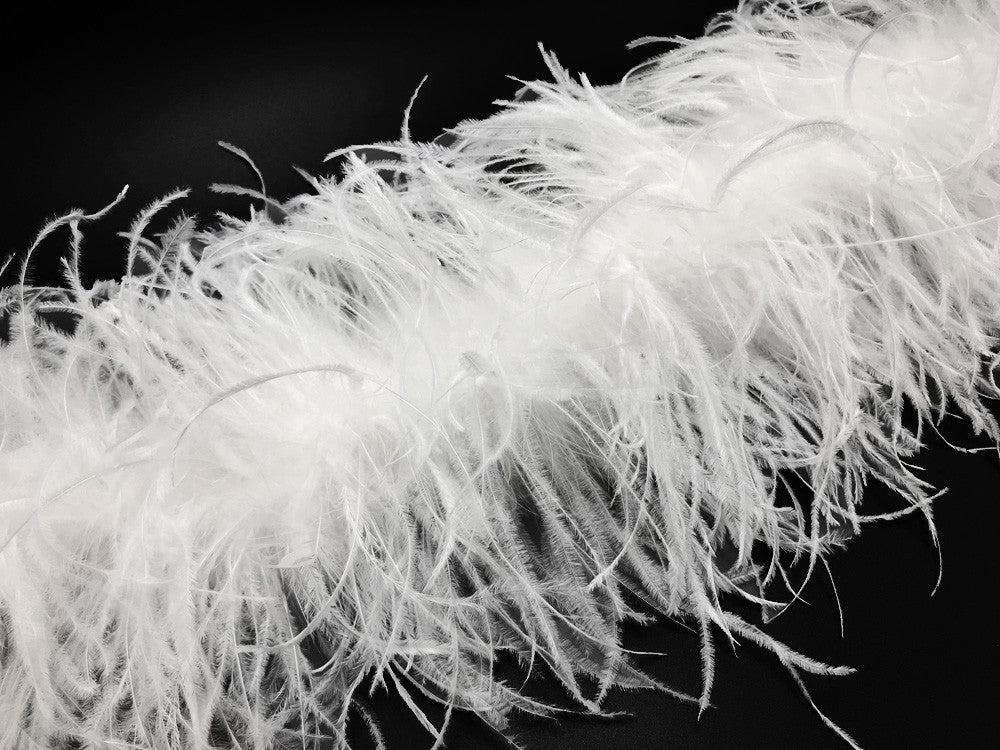 2 Yards - Snow White 3 Ply Ostrich Medium Weight Fluffy Feather Boa