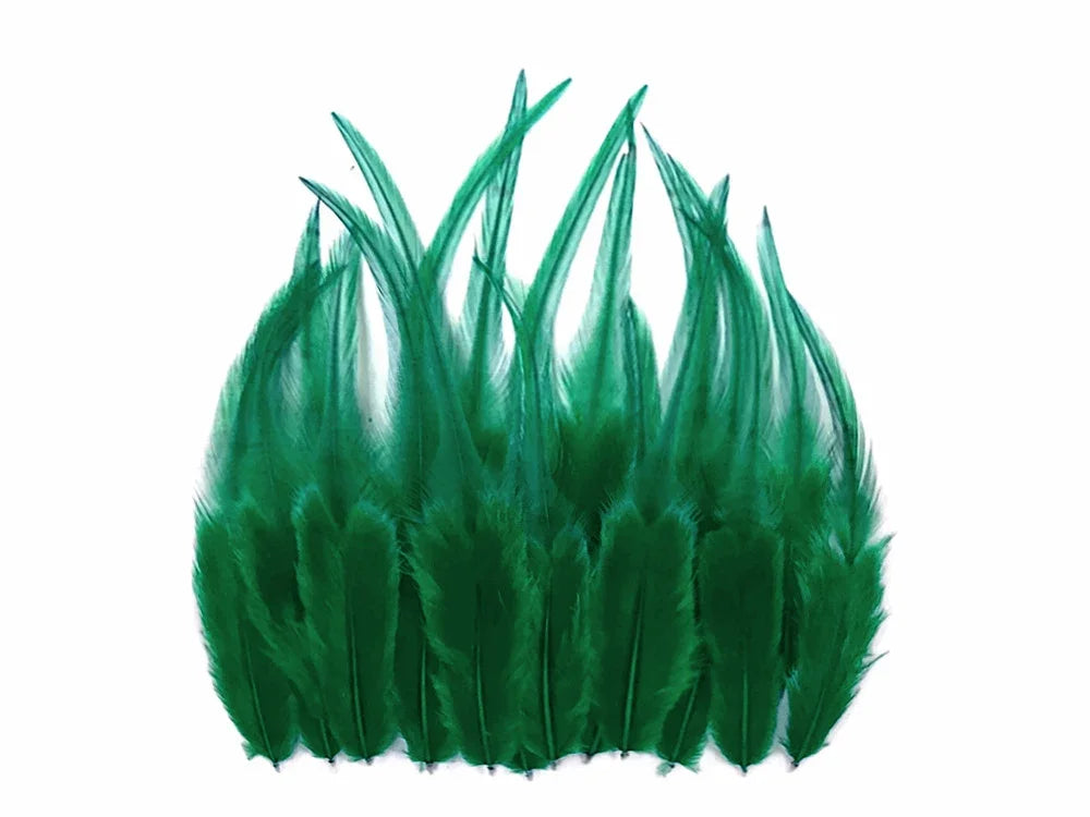 Vibrant emerald green craft feathers for DIY fashion and decor accessories.
